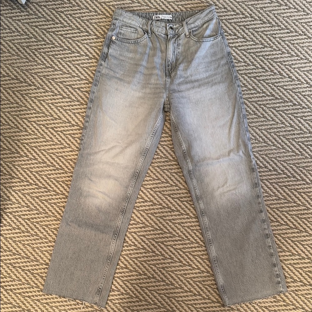 Zara Light Wash Denim Jeans